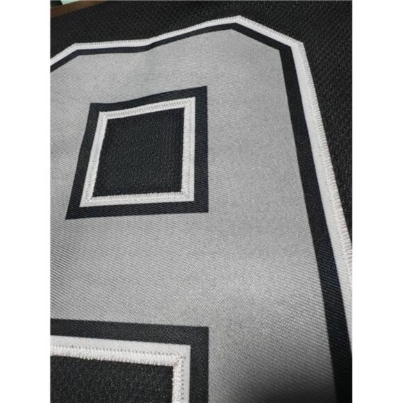 NWT Multiple Sizes Wayne Gretzky #99 Los Angeles Kings Black Captain Jersey - Picture 4 of 5
